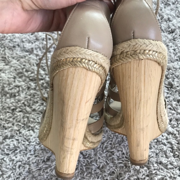 Taupe Aquazzura Amazon wedges - Picture 4 of 9